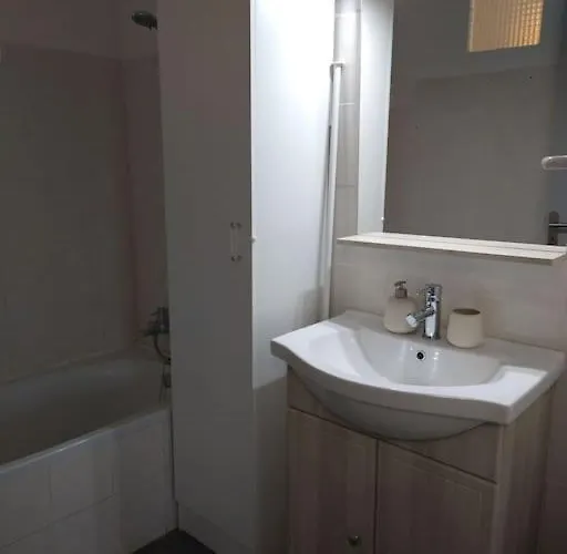 Vue Sur Chateau De Lejlighed *