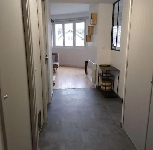 Vue Sur Château De * Lourdes