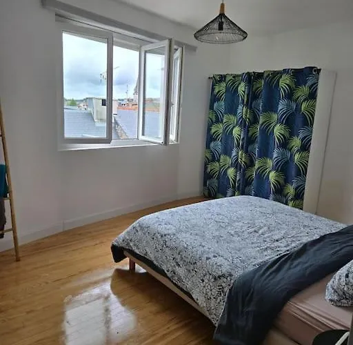 Appartement Vue Sur Chateau De *